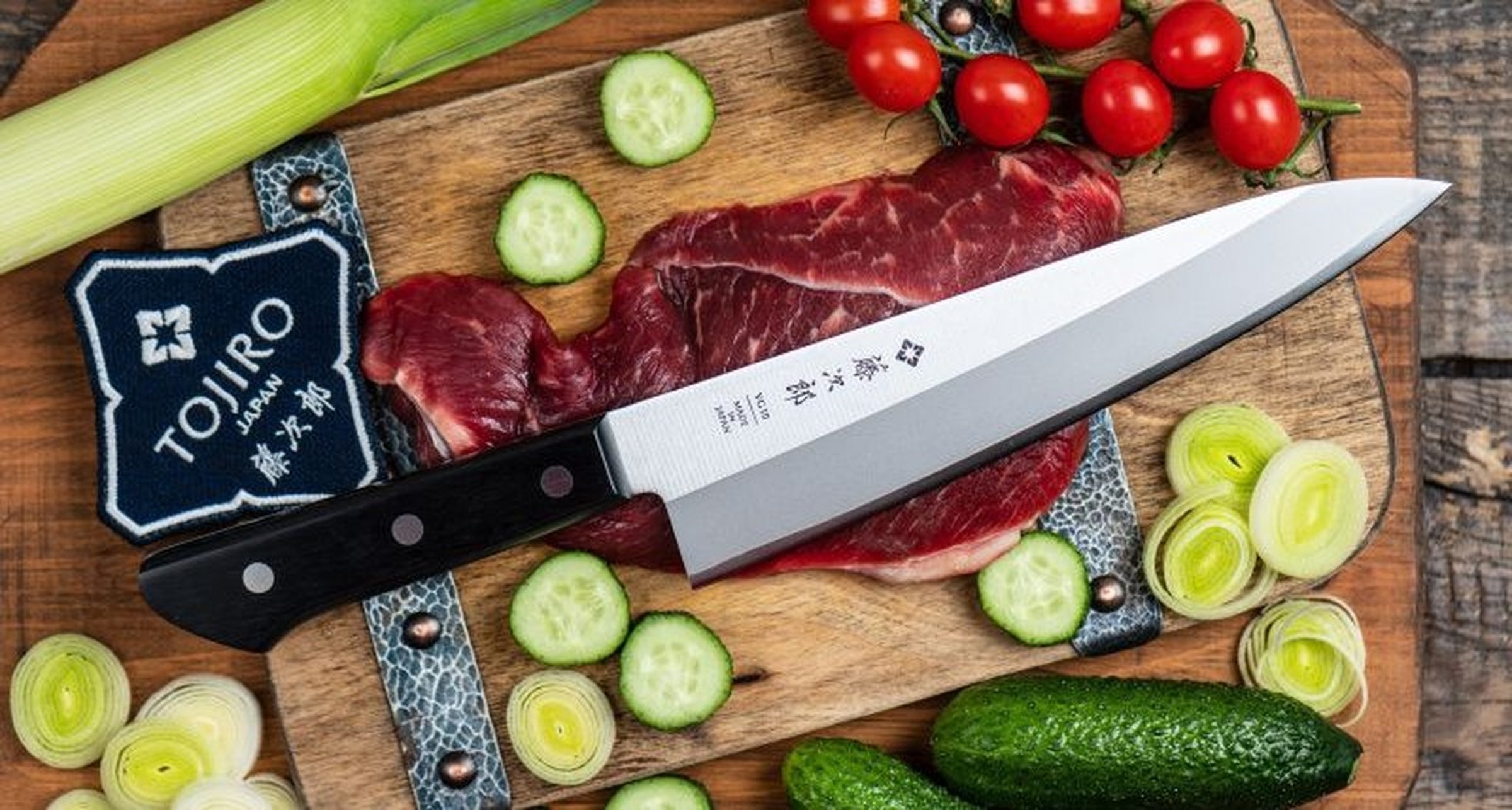 Японский нож шеф-повара Fuji Cutlery FC-14 — универсальный нож для нарезки мяса, рыбы и овощей