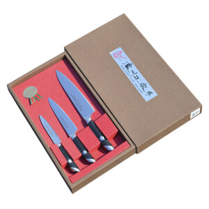 Подарочный набор Satake Sakura из 3 ножей (800-877,846,815) в картонной подарочной коробке